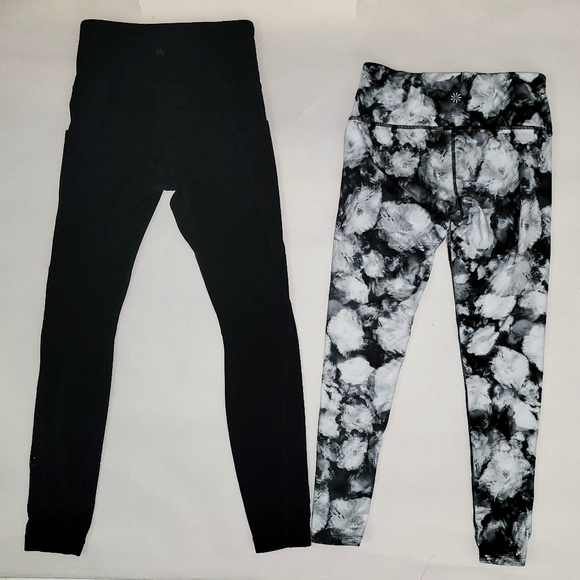 Athleta XSP & XS Leggings Lot of 2 - Floral & Solid Black Ankle and Full Length - Picture 3 of 4